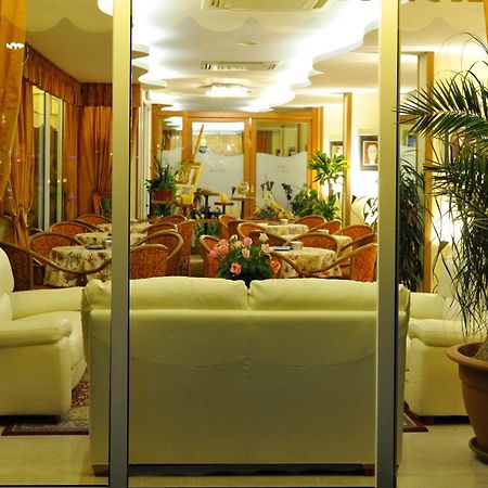 ליגננו סביאדורו Hotel Al Prater מראה חיצוני תמונה