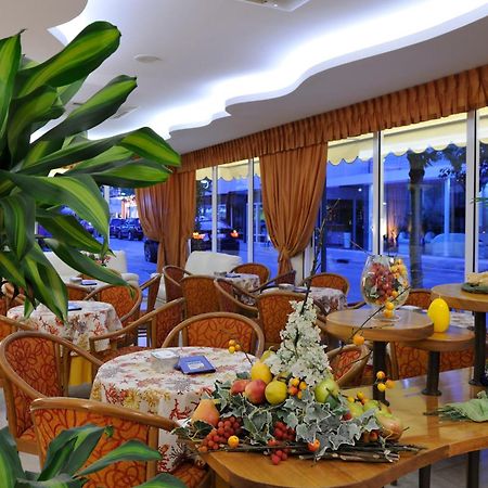 ליגננו סביאדורו Hotel Al Prater מראה חיצוני תמונה