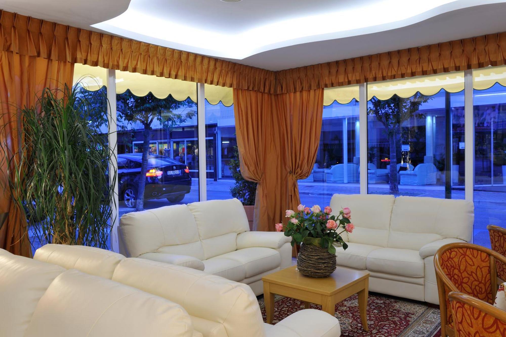 ליגננו סביאדורו Hotel Al Prater מראה חיצוני תמונה