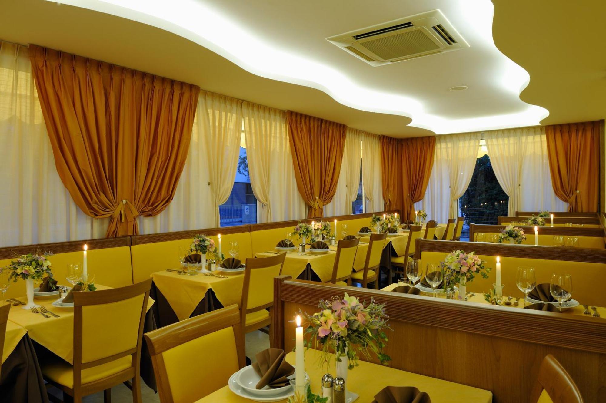 ליגננו סביאדורו Hotel Al Prater מראה חיצוני תמונה