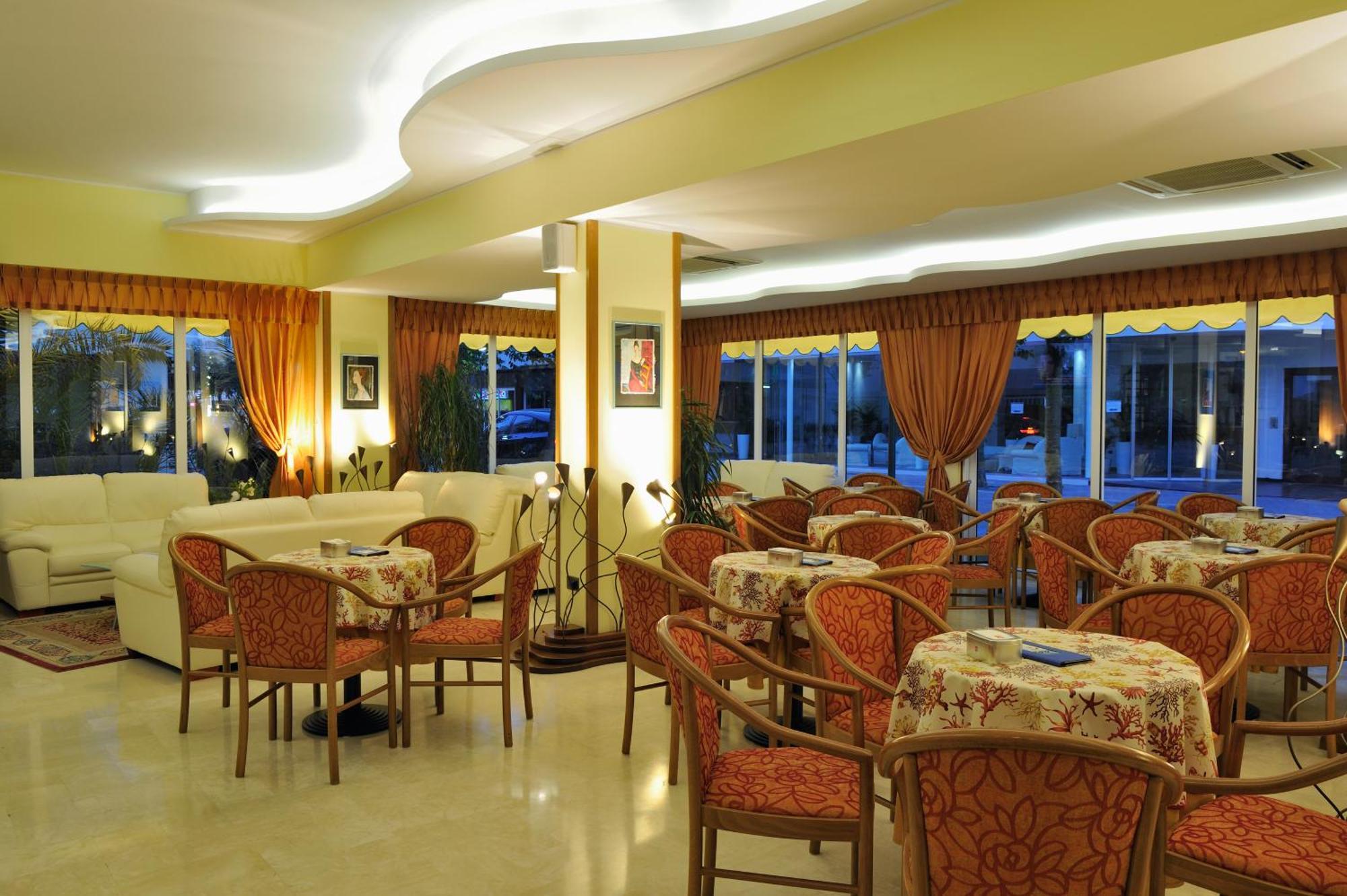 ליגננו סביאדורו Hotel Al Prater מראה חיצוני תמונה