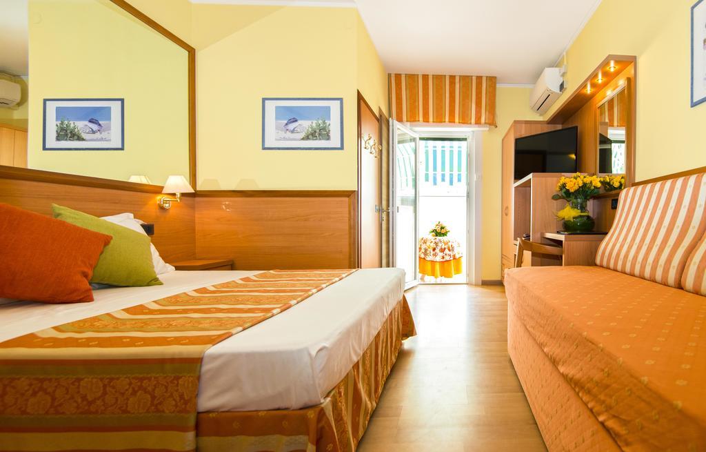 ליגננו סביאדורו Hotel Al Prater מראה חיצוני תמונה