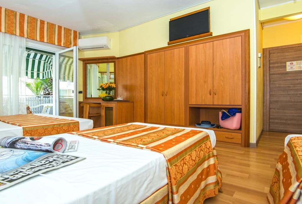 ליגננו סביאדורו Hotel Al Prater מראה חיצוני תמונה