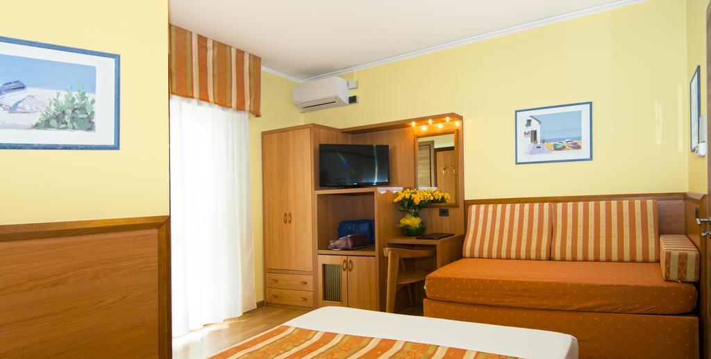 ליגננו סביאדורו Hotel Al Prater מראה חיצוני תמונה
