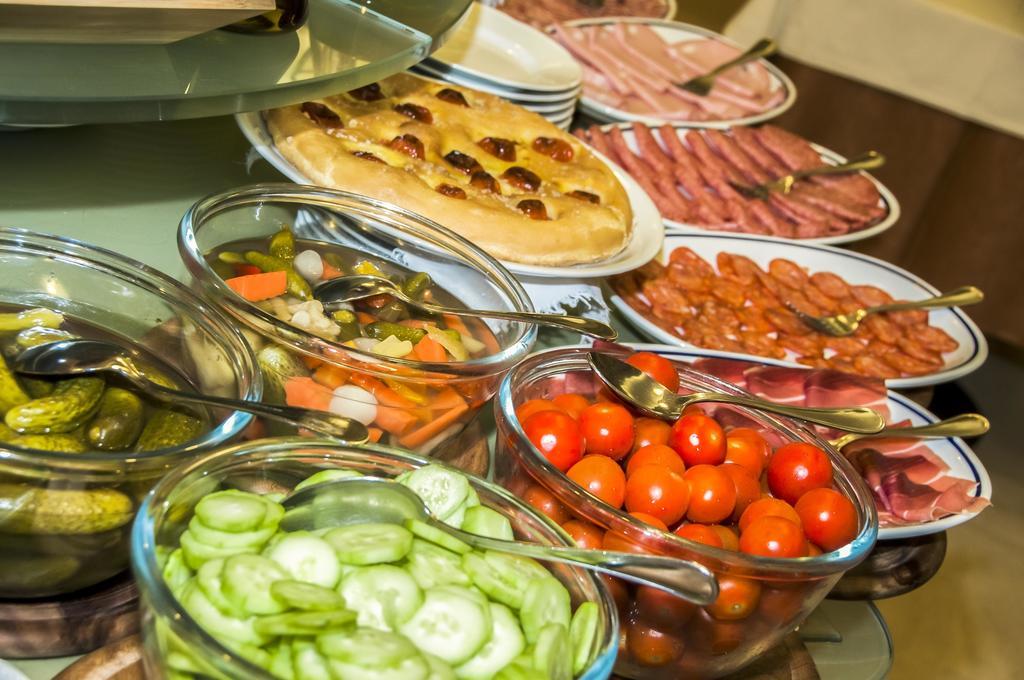 ליגננו סביאדורו Hotel Al Prater מראה חיצוני תמונה